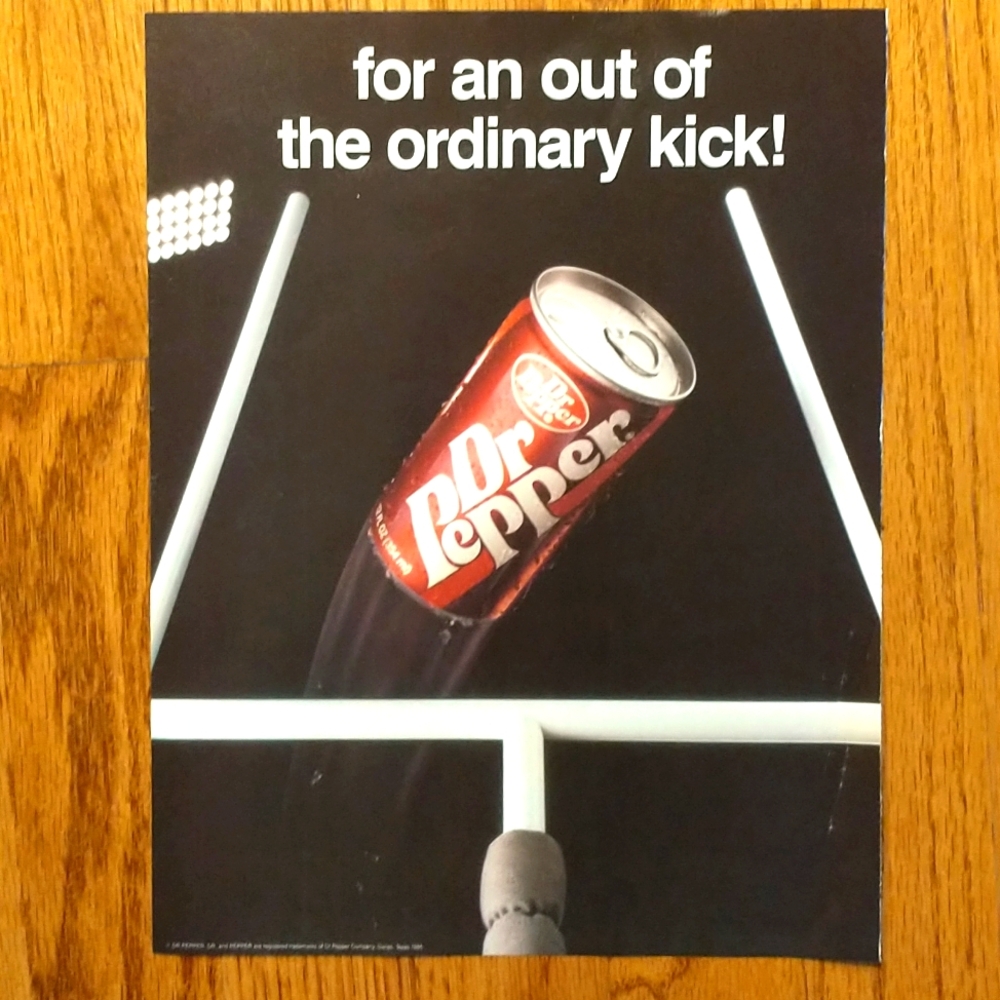 Dr Pepper 1986 football field goal print ad.